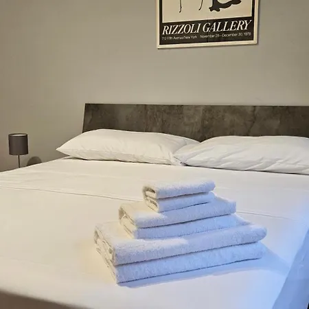 公寓 Casa Paola Al Tuscolano 罗马